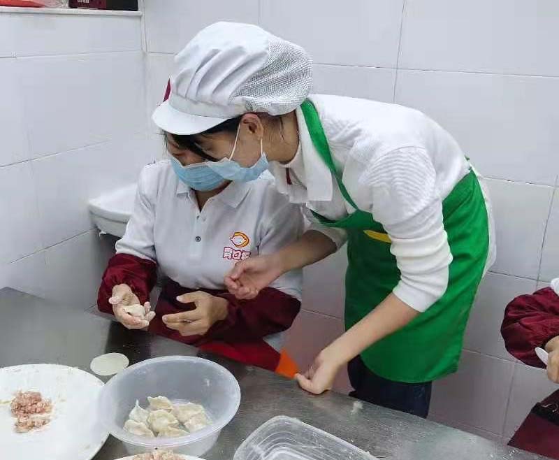 專業(yè)督導(dǎo)培訓(xùn)，只為讓加盟商更好的開業(yè)